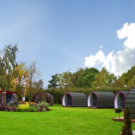 Glamping - York Holiday & Cycle Stop Екстериор снимка