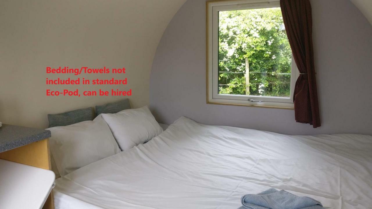 Glamping - York Holiday & Cycle Stop Стая снимка